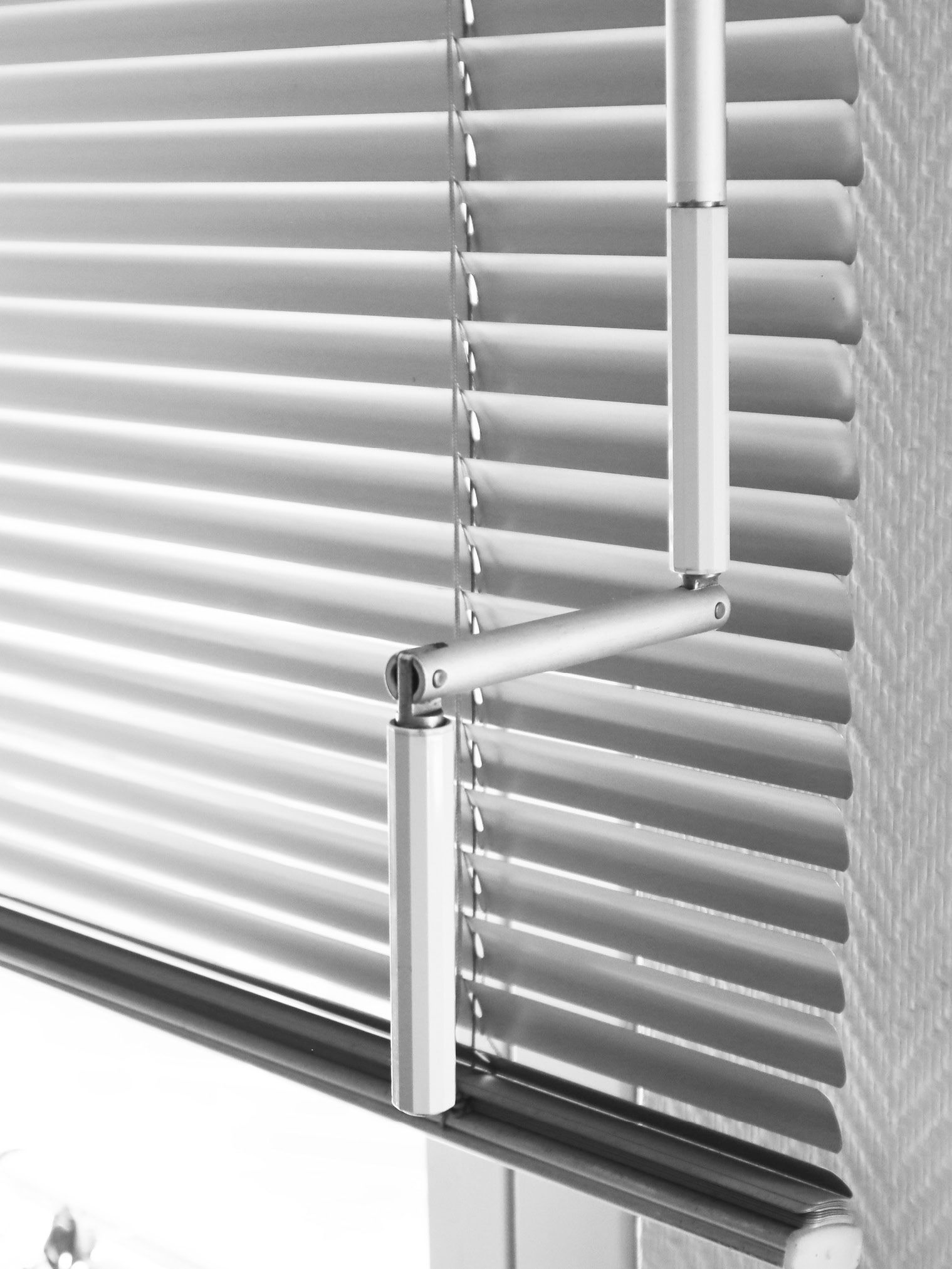 Teba Jalousie Weiß mit Knickkurbel
