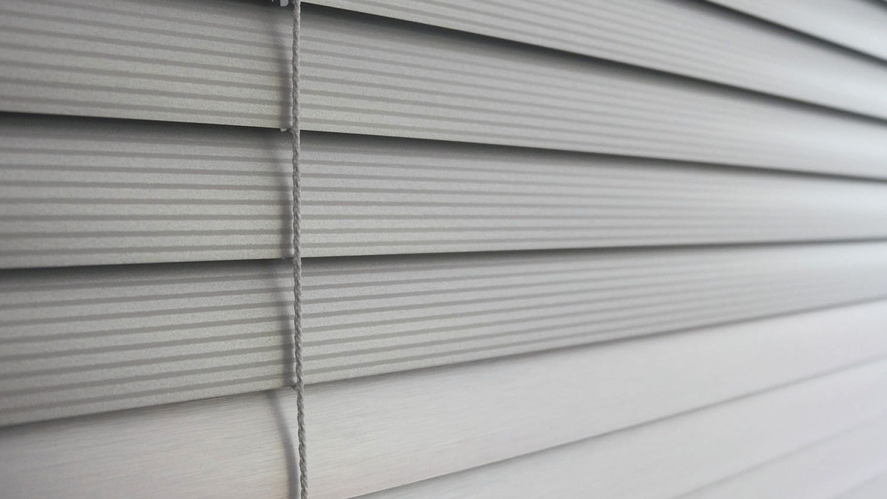 Teba Jalousie geschlossen Lightline