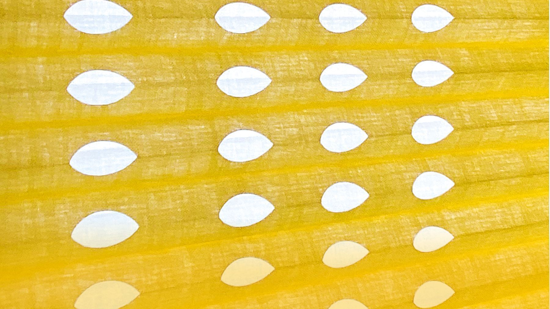 Gelbes Teba Wabenplissee mit Löchern